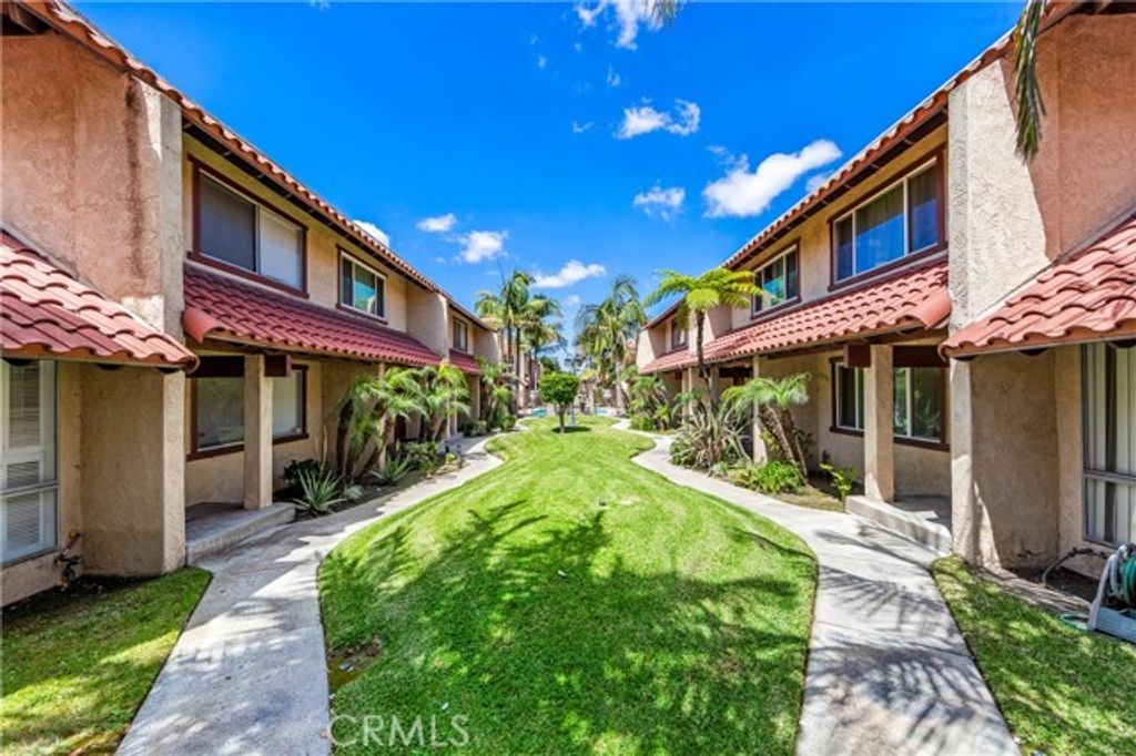 9771 Acacia 8, Garden Grove, CA 92841