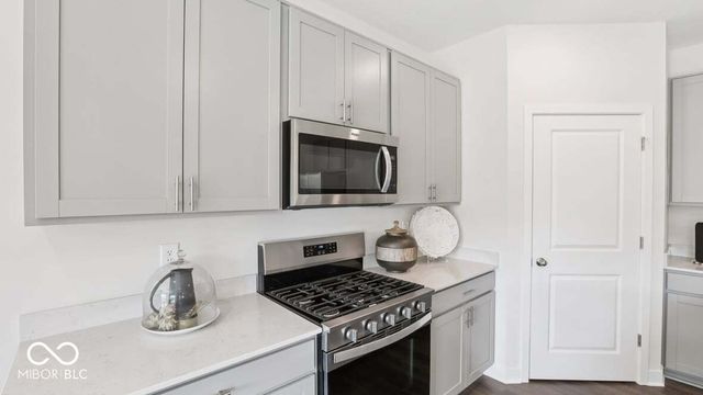 8115 Wesleyan Drive, Avon, IN 46123