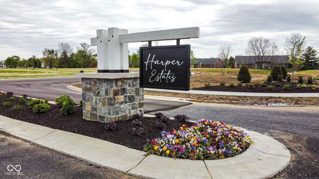 8115 Wesleyan Drive, Avon, IN 46123