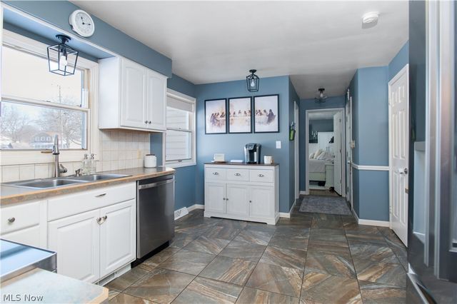 8280 Bendemeer Drive, Poland, OH 44514