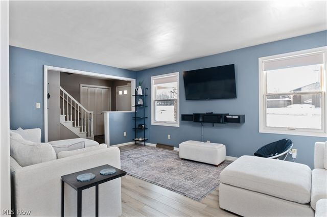 8280 Bendemeer Drive, Poland, OH 44514