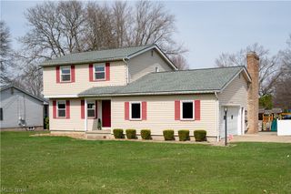 8280 Bendemeer Drive, Poland, OH 44514