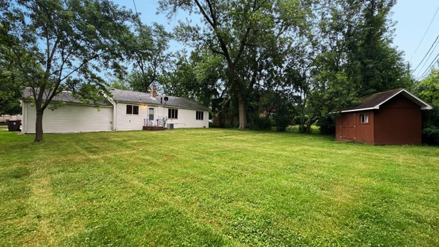 18920 Avers Avenue, Flossmoor, IL 60422