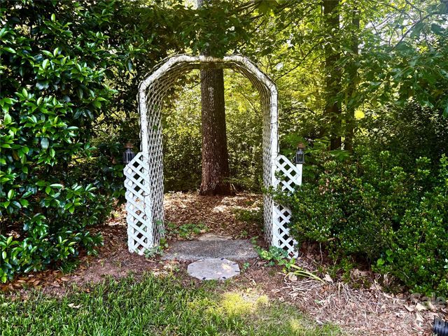 5500 Saddlewood Lane, Mint Hill, NC 28227