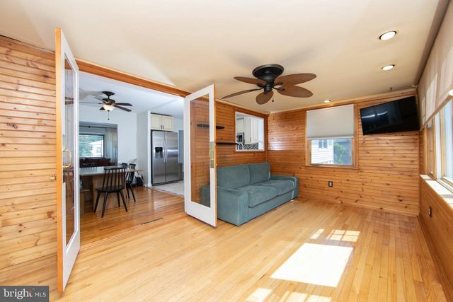 787 LANCING RD, West Deptford, NJ 08096