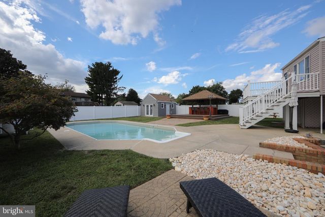 787 LANCING RD, West Deptford, NJ 08096
