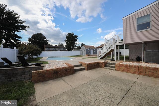 787 LANCING RD, West Deptford, NJ 08096