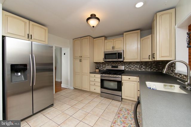 787 LANCING RD, West Deptford, NJ 08096