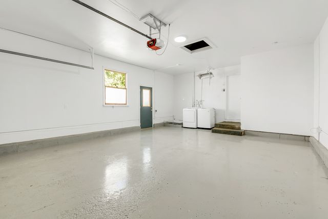 160 E Terra Cotta Avenue, Crystal Lake, IL 60014