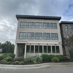 1124 Castle Street 201, Wilmington, NC 28401