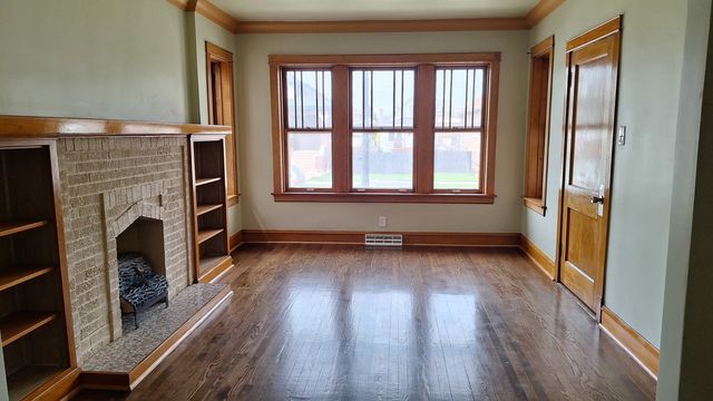 2419 S Lombard Avenue, Cicero, IL 60804
