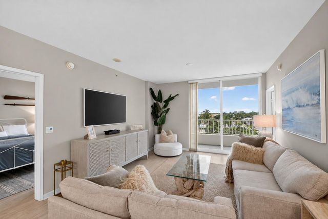 625 Casa Loma Boulevard 506, Boynton Beach, FL 33435