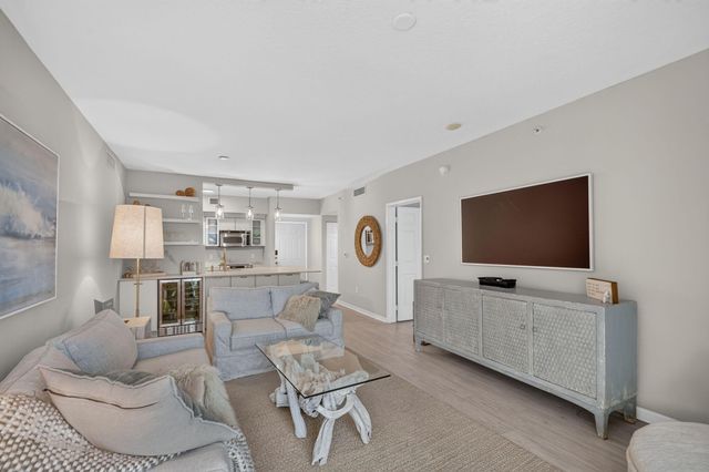 625 Casa Loma Boulevard 506, Boynton Beach, FL 33435