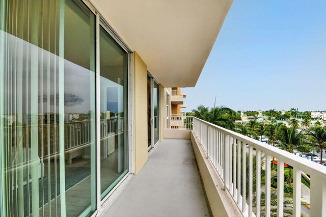 625 Casa Loma Boulevard 506, Boynton Beach, FL 33435