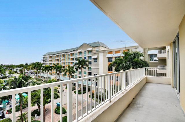 625 Casa Loma Boulevard 506, Boynton Beach, FL 33435