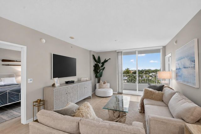 625 Casa Loma Boulevard 506, Boynton Beach, FL 33435