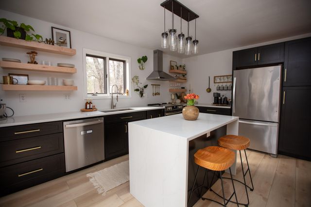 8 Northwood Avenue, Peru, NY 12972