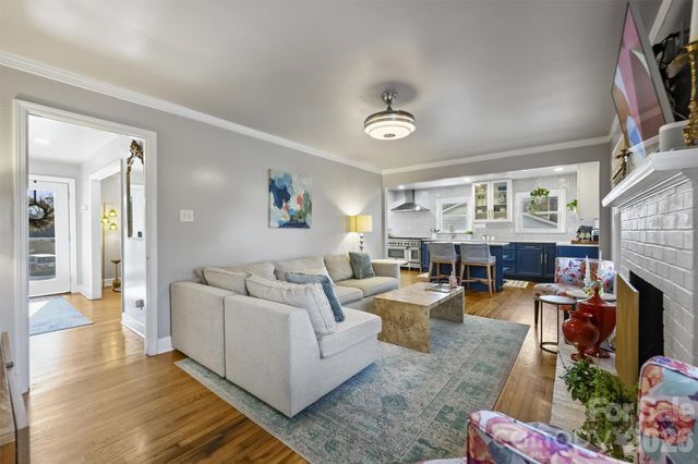 6234 Ashcrest Drive, Charlotte, NC 28217