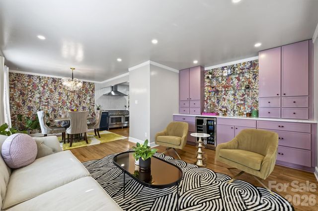 6234 Ashcrest Drive, Charlotte, NC 28217