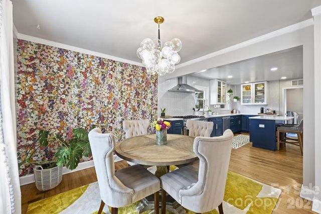 6234 Ashcrest Drive, Charlotte, NC 28217