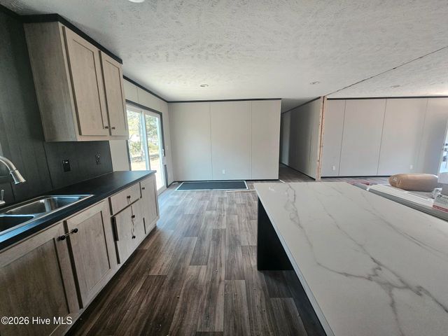 109 Mockingbird Lane, Holly Ridge, NC 28445