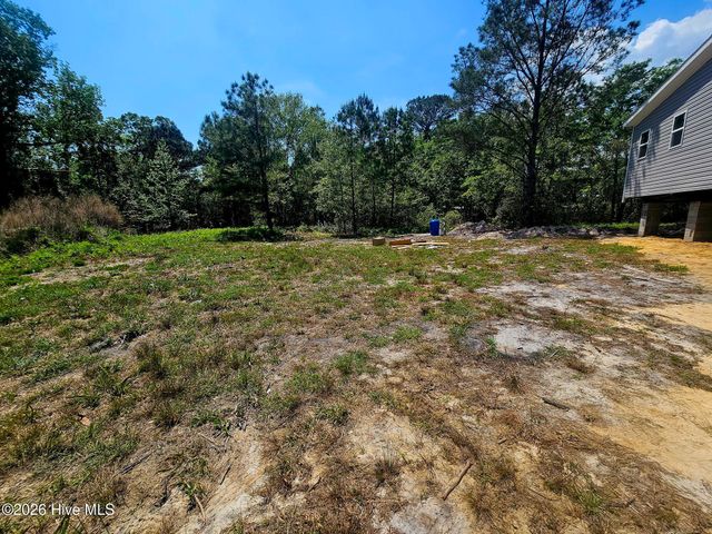 109 Mockingbird Lane, Holly Ridge, NC 28445