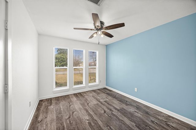 3501 Old Oaks Drive, Baytown, TX 77521