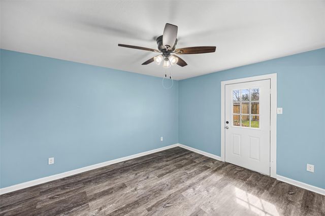 3501 Old Oaks Drive, Baytown, TX 77521