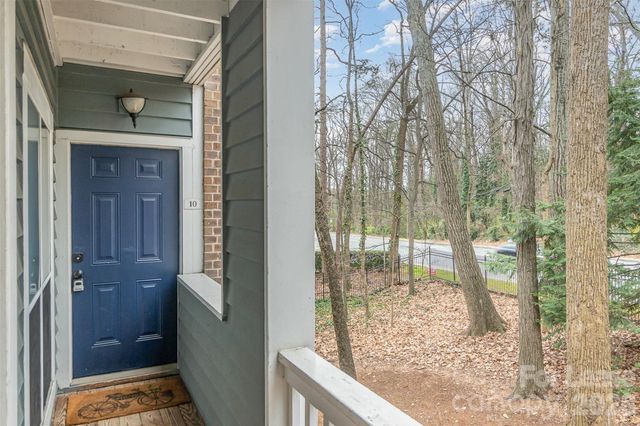 2512 Cranbrook Lane, Charlotte, NC 28207
