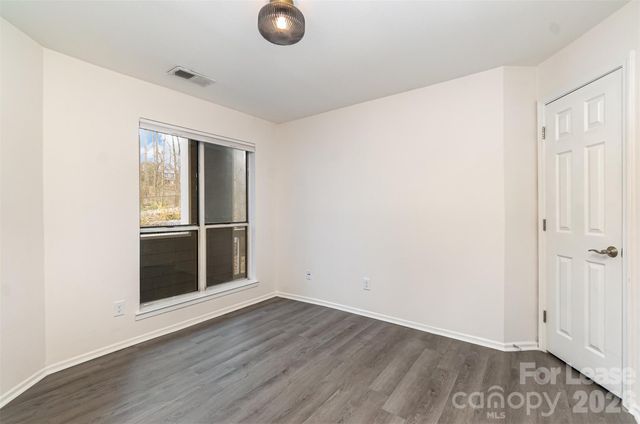 2512 Cranbrook Lane, Charlotte, NC 28207
