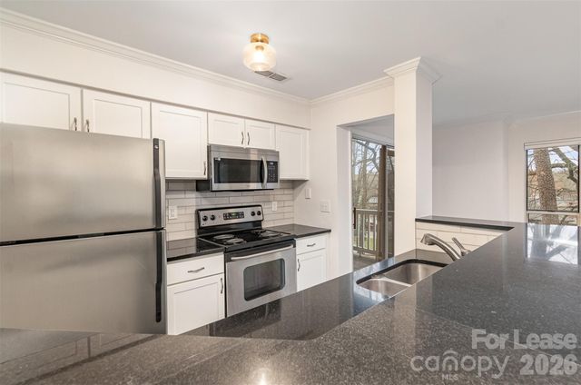 2512 Cranbrook Lane, Charlotte, NC 28207
