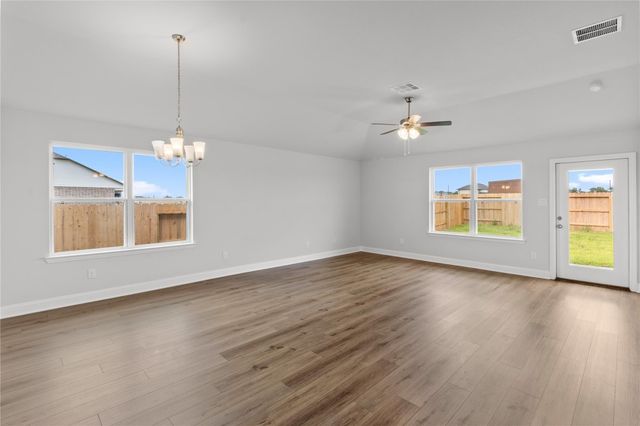 2031 Emerald Lake Trail, Dayton, TX 77535