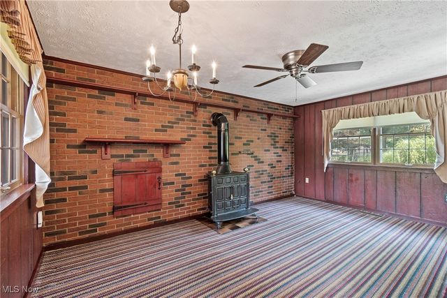 11167 Northwood Avenue NE, Bolivar, OH 44612