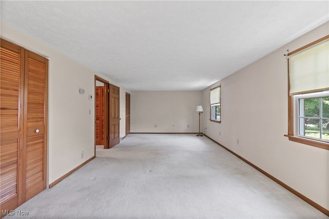 11167 Northwood Avenue NE, Bolivar, OH 44612