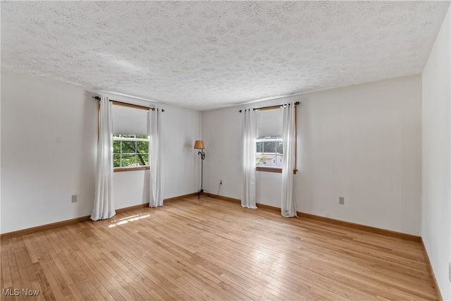 11167 Northwood Avenue NE, Bolivar, OH 44612