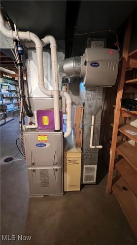 11167 Northwood Avenue NE, Bolivar, OH 44612