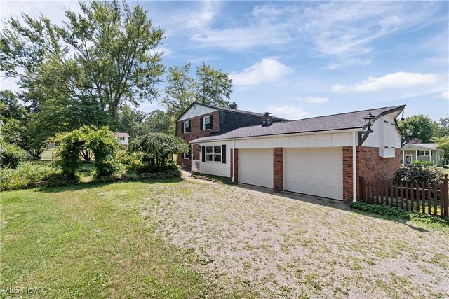 11167 Northwood Avenue NE, Bolivar, OH 44612