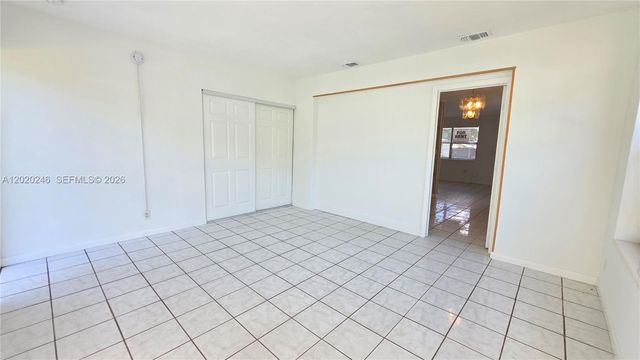 525 NE 132nd Ter 525 or 527, North Miami, FL 33161