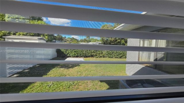 525 NE 132nd Ter 525 or 527, North Miami, FL 33161