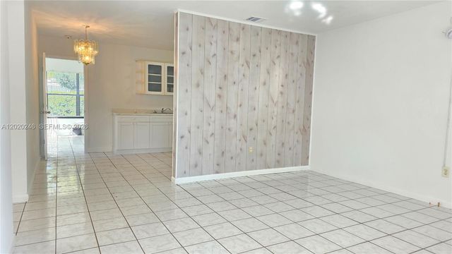 525 NE 132nd Ter 525 or 527, North Miami, FL 33161