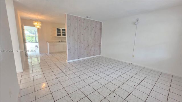 525 NE 132nd Ter 525 or 527, North Miami, FL 33161