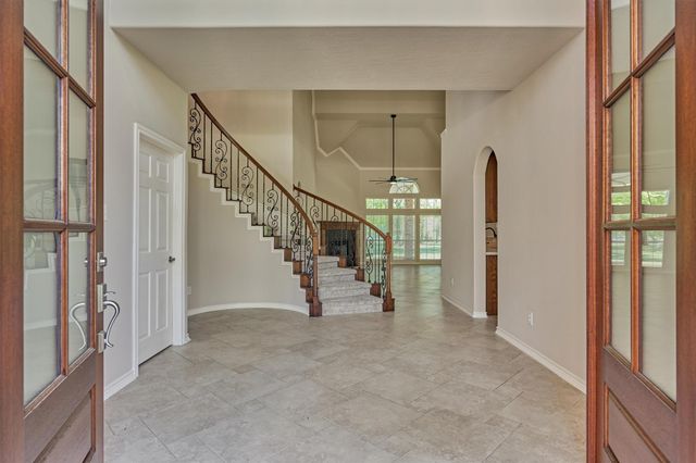 30202 W Legends Trail Drive, Spring, TX 77386