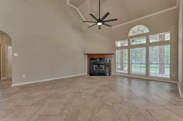 30202 W Legends Trail Drive, Spring, TX 77386