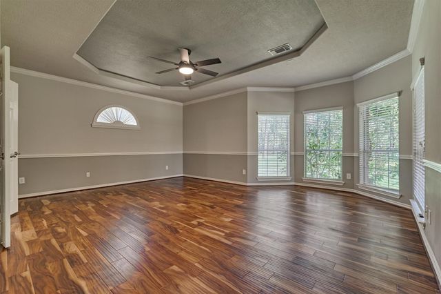 30202 W Legends Trail Drive, Spring, TX 77386