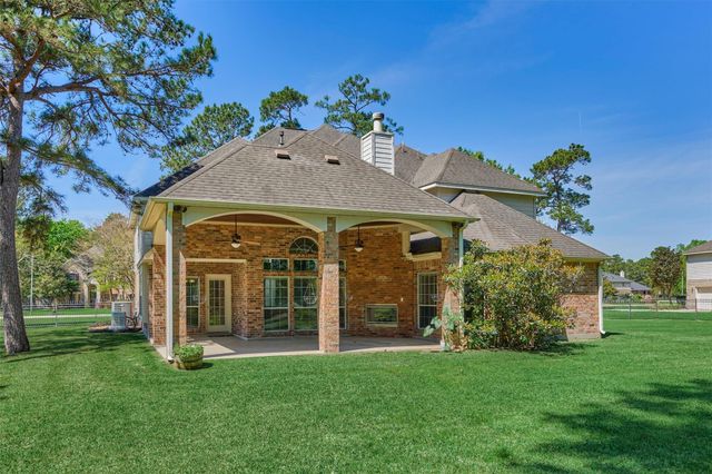 30202 W Legends Trail Drive, Spring, TX 77386