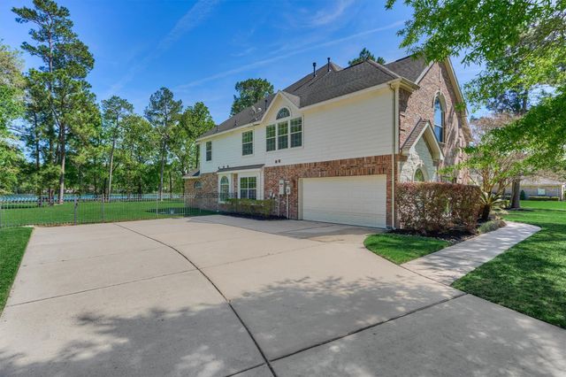 30202 W Legends Trail Drive, Spring, TX 77386