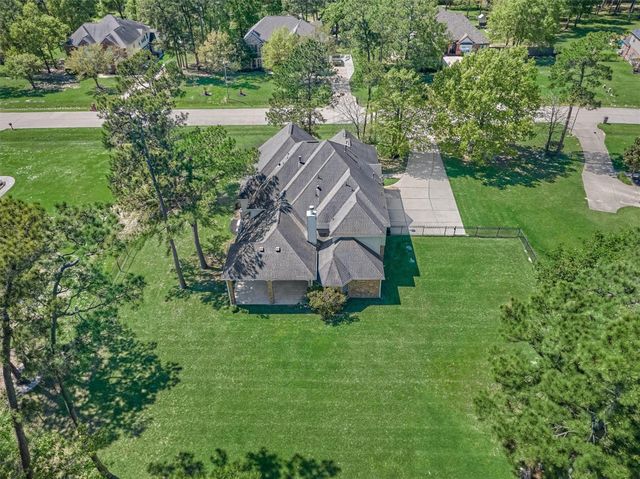 30202 W Legends Trail Drive, Spring, TX 77386