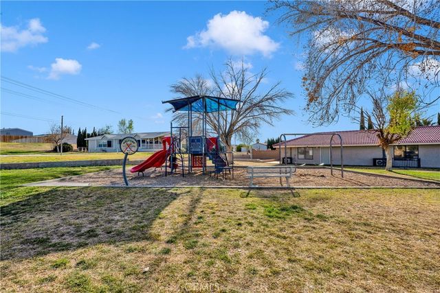 2494 W Main 48, Barstow, CA 92311