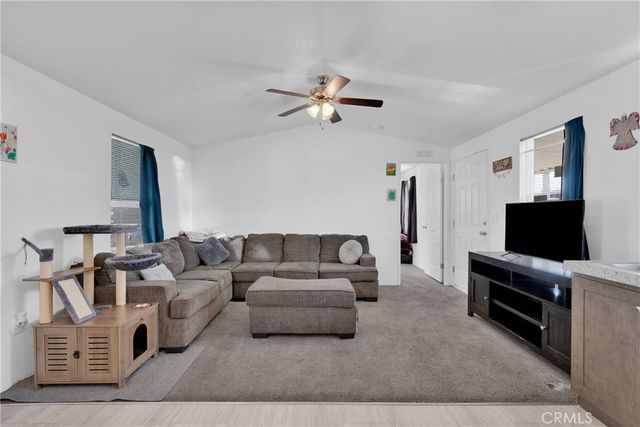 2494 W Main 48, Barstow, CA 92311