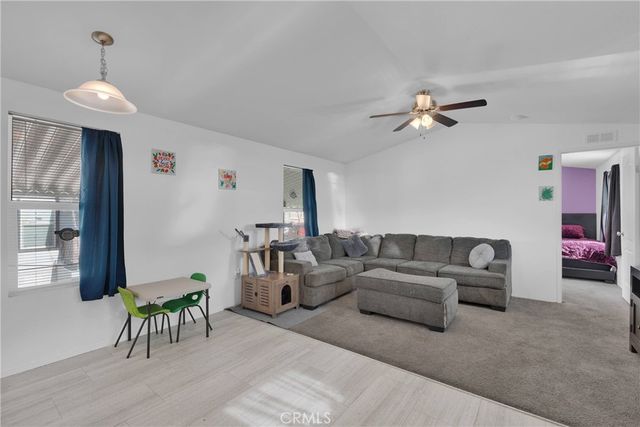 2494 W Main 48, Barstow, CA 92311